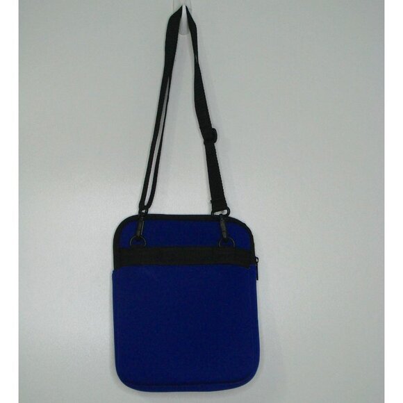 Travelocity Neoprene Padded Tablet Carrying Case - Picture 4 of 11